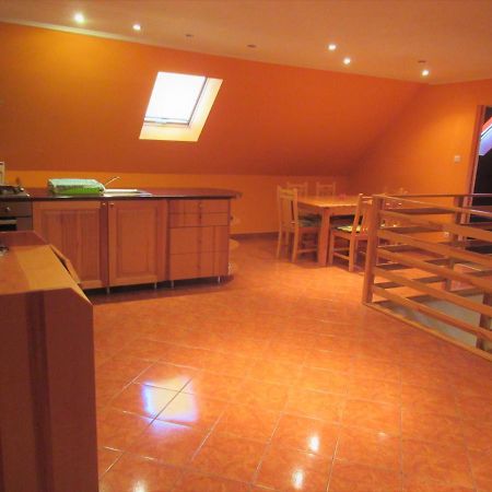 Kutyabarát medencés apartman Gyenesdiáson Exterior foto