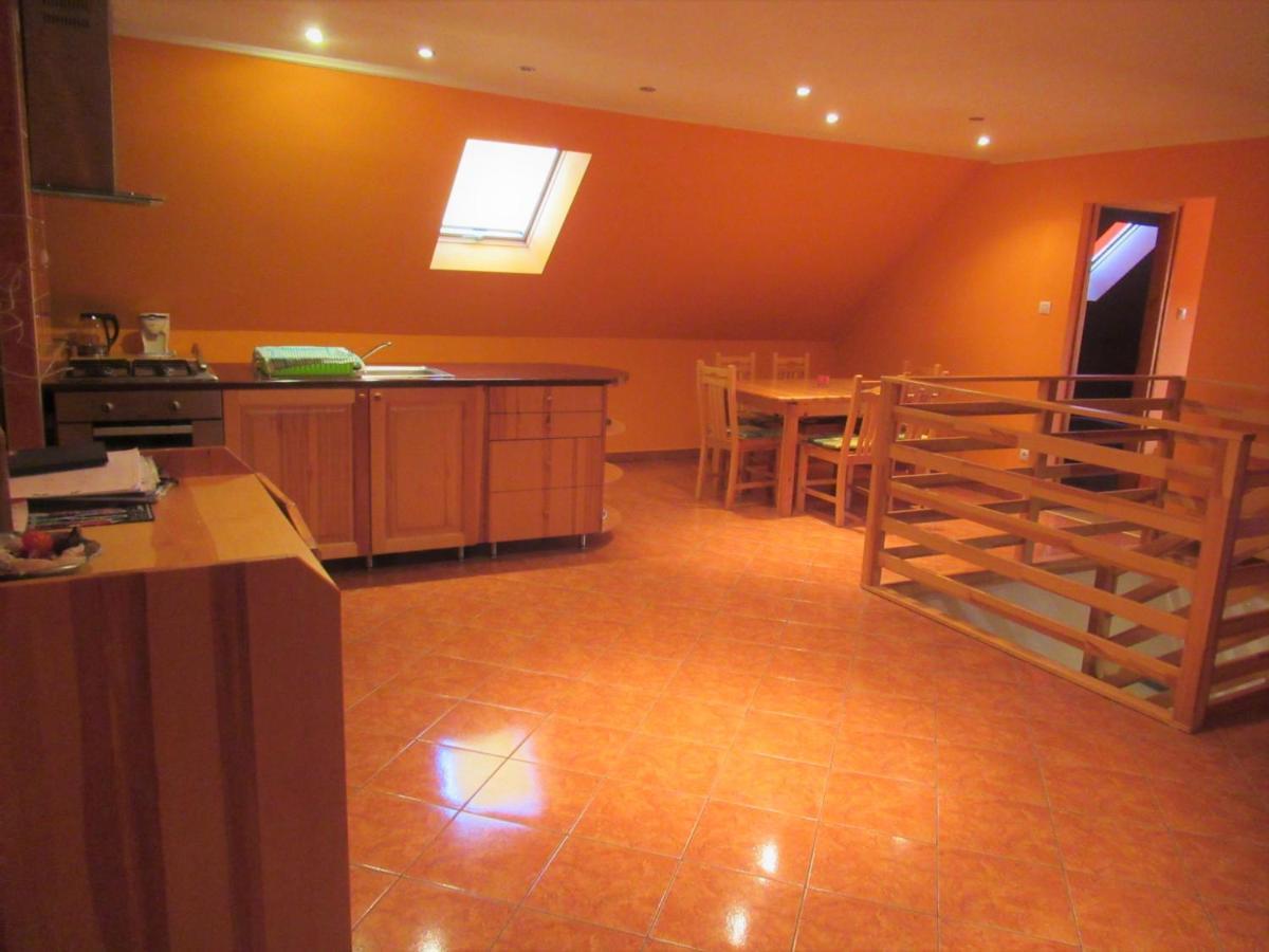 Kutyabarát medencés apartman Gyenesdiáson Exterior foto